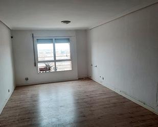 Bedroom of Flat for sale in  Madrid Capital  with Heating