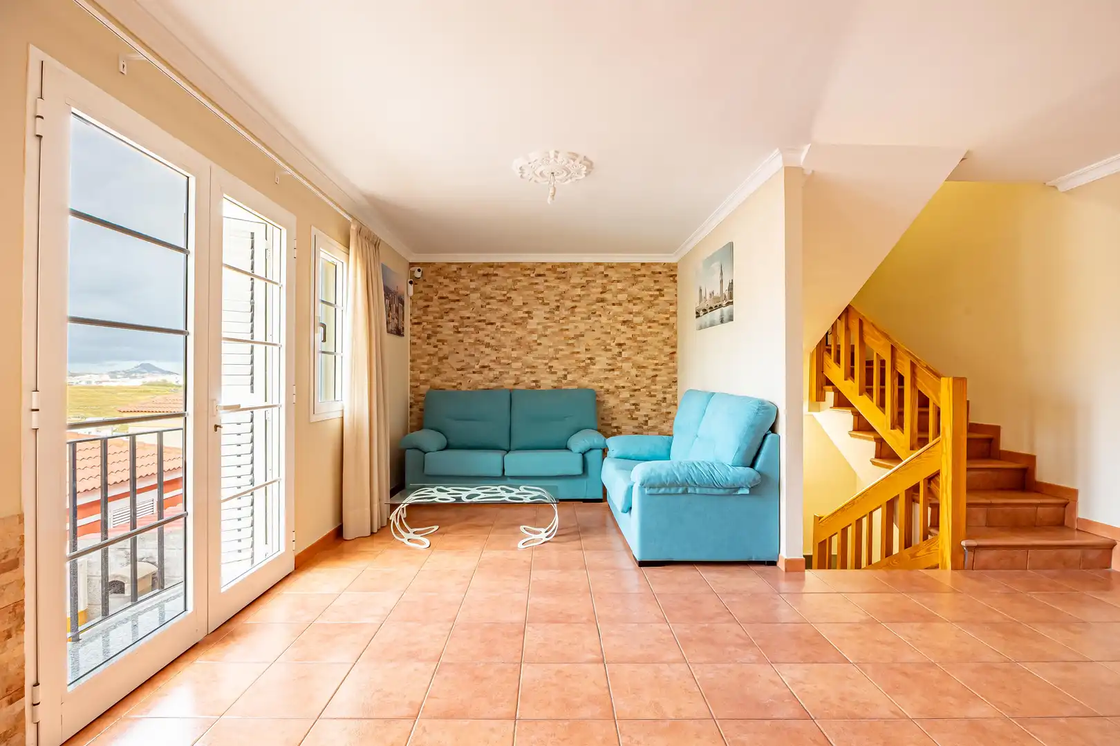 Sala d'estar de Casa o xalet en venda en Las Palmas de Gran Canaria amb Aire condicionat, Terrassa i Traster