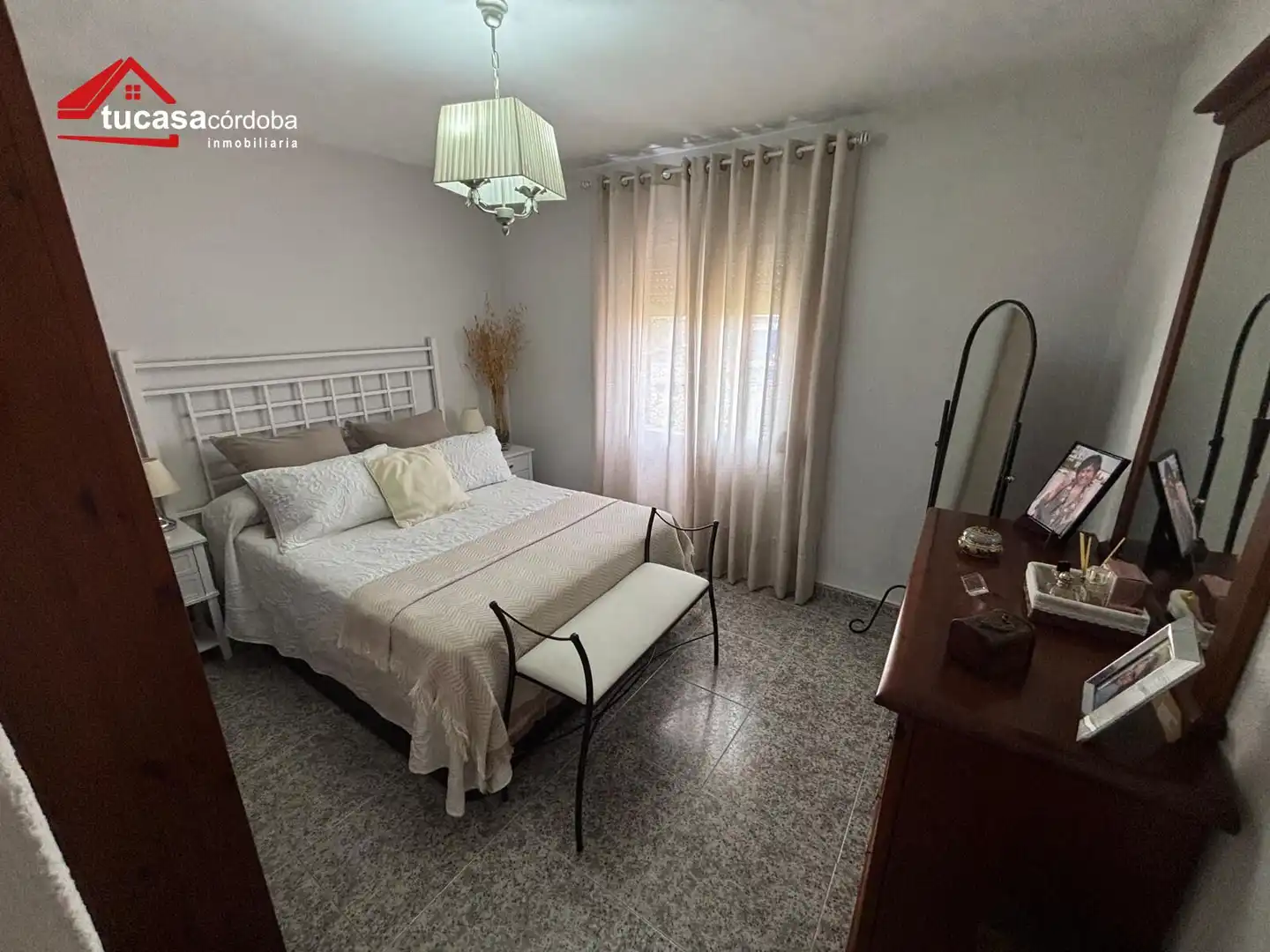 Bedroom of Flat for sale in Córdoba  with Air Conditioner and Terrace