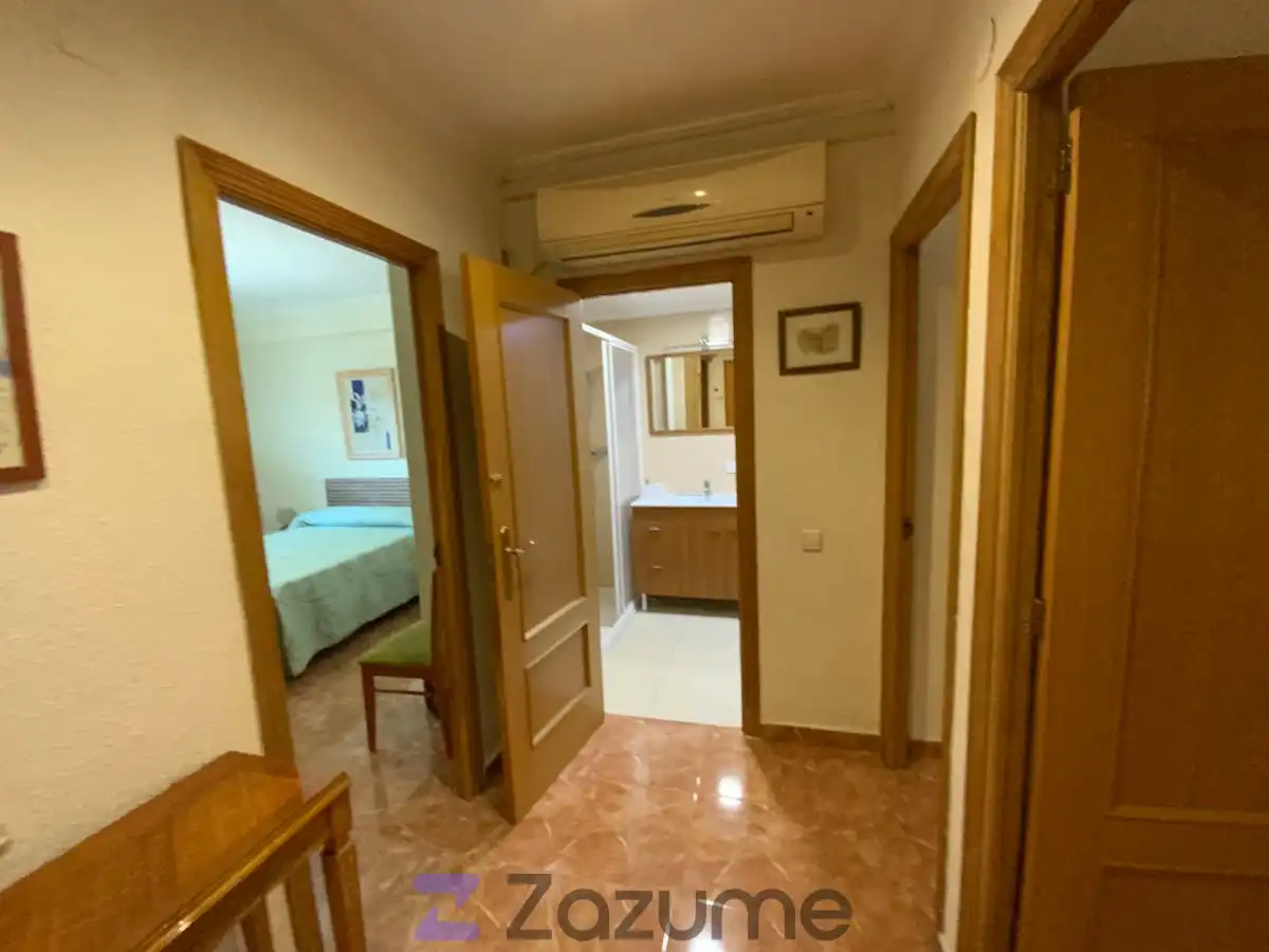 Flat for rent in Valencia  with Air Conditioner, Heating and Terrace
