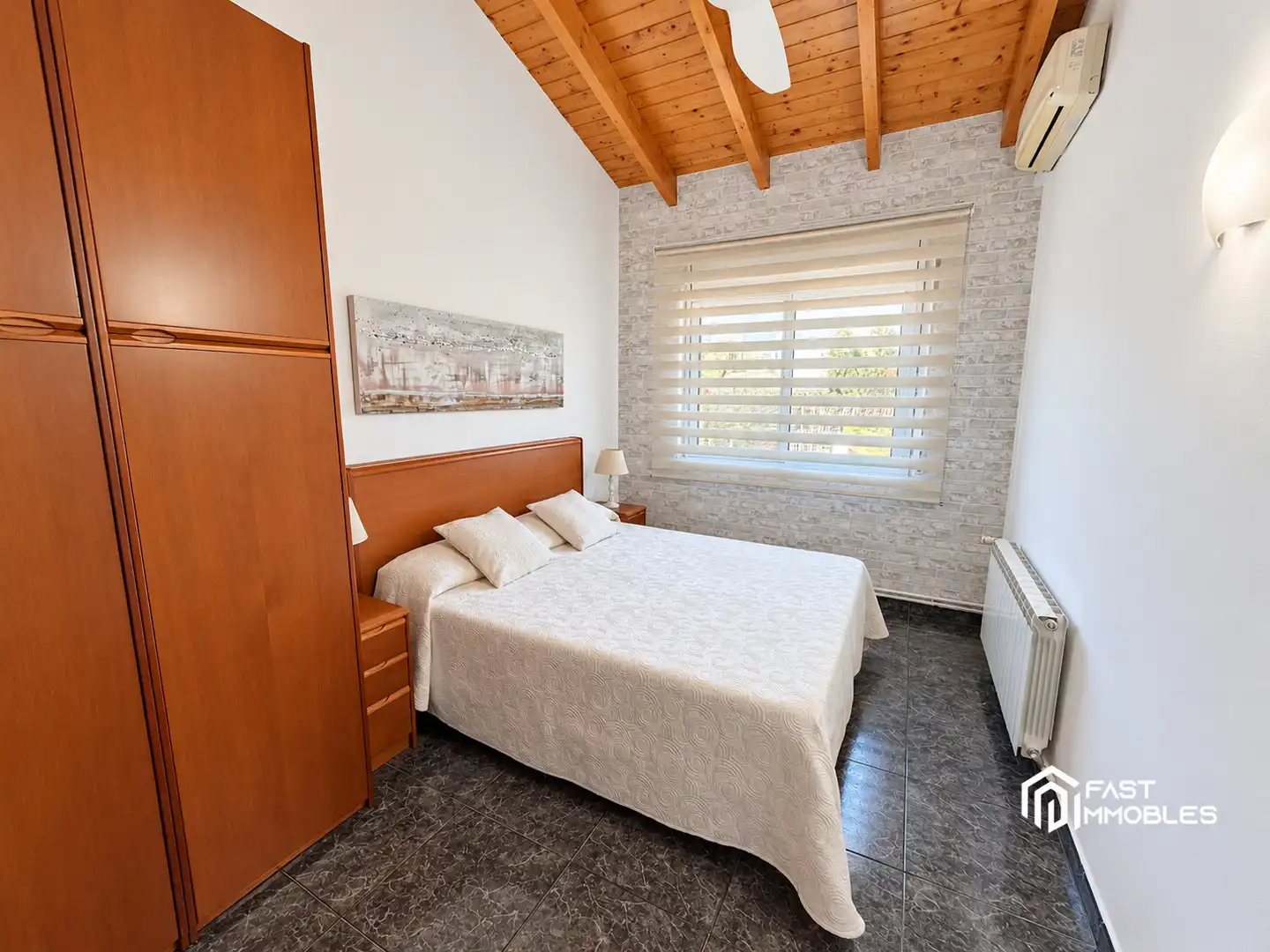 Bedroom of Detached homes for sale in Ponent