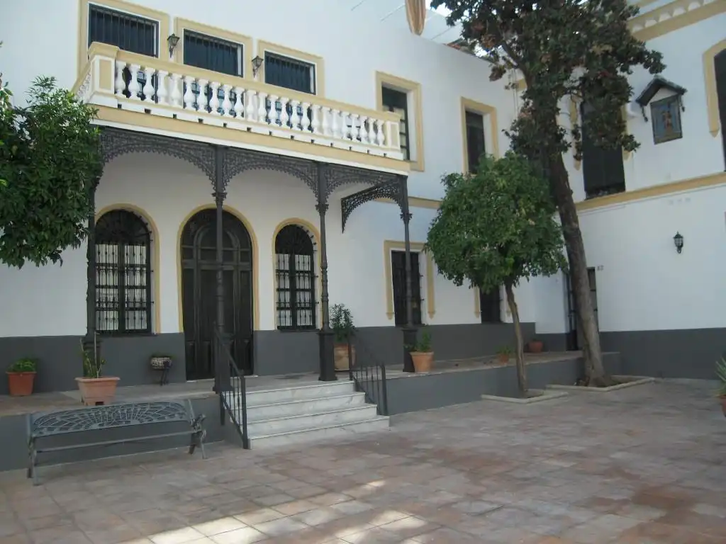 Vista exterior de Piso en venta en Sevilla con Balcón y Jacuzzi