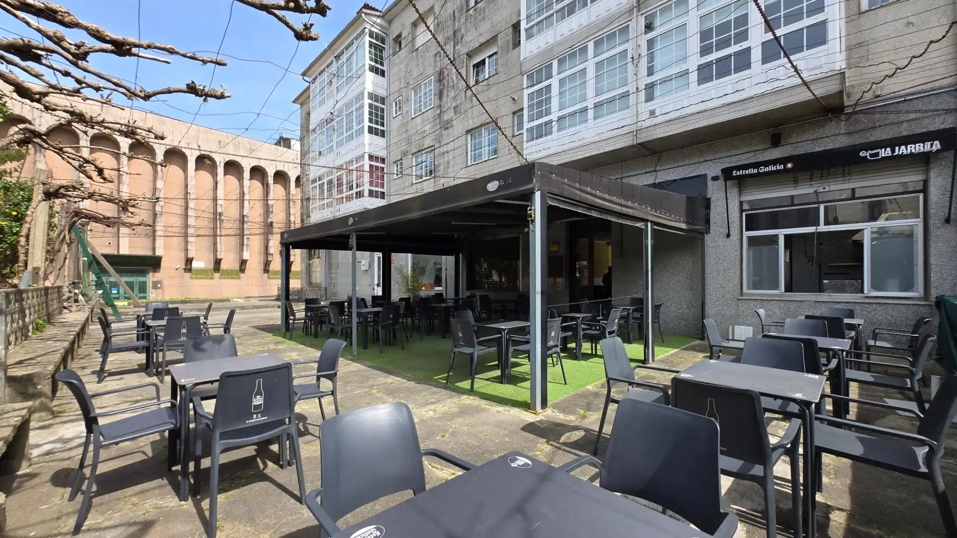 Terrasse von Geschaftsraum zur Miete in Santiago de Compostela  mit Möbliert