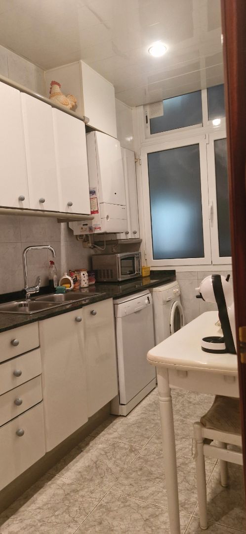 Kitchen of Flat for sale in  Barcelona Capital  with Air Conditioner, Heating and Private garden