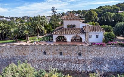 Vista exterior de Finca rústica en venda en Dénia amb Aire condicionat, Calefacció i Jardí privat