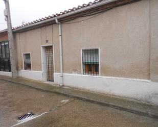 Vista exterior de Casa o xalet en venda en Pozaldez amb Terrassa, Traster i Forn