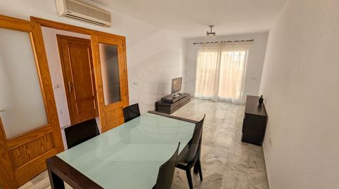 Foto 3 von Einfamilien-Reihenhaus zum Verkauf in Calle Poeta Alfonso Canales, 38, Cártama pueblo, Cártama