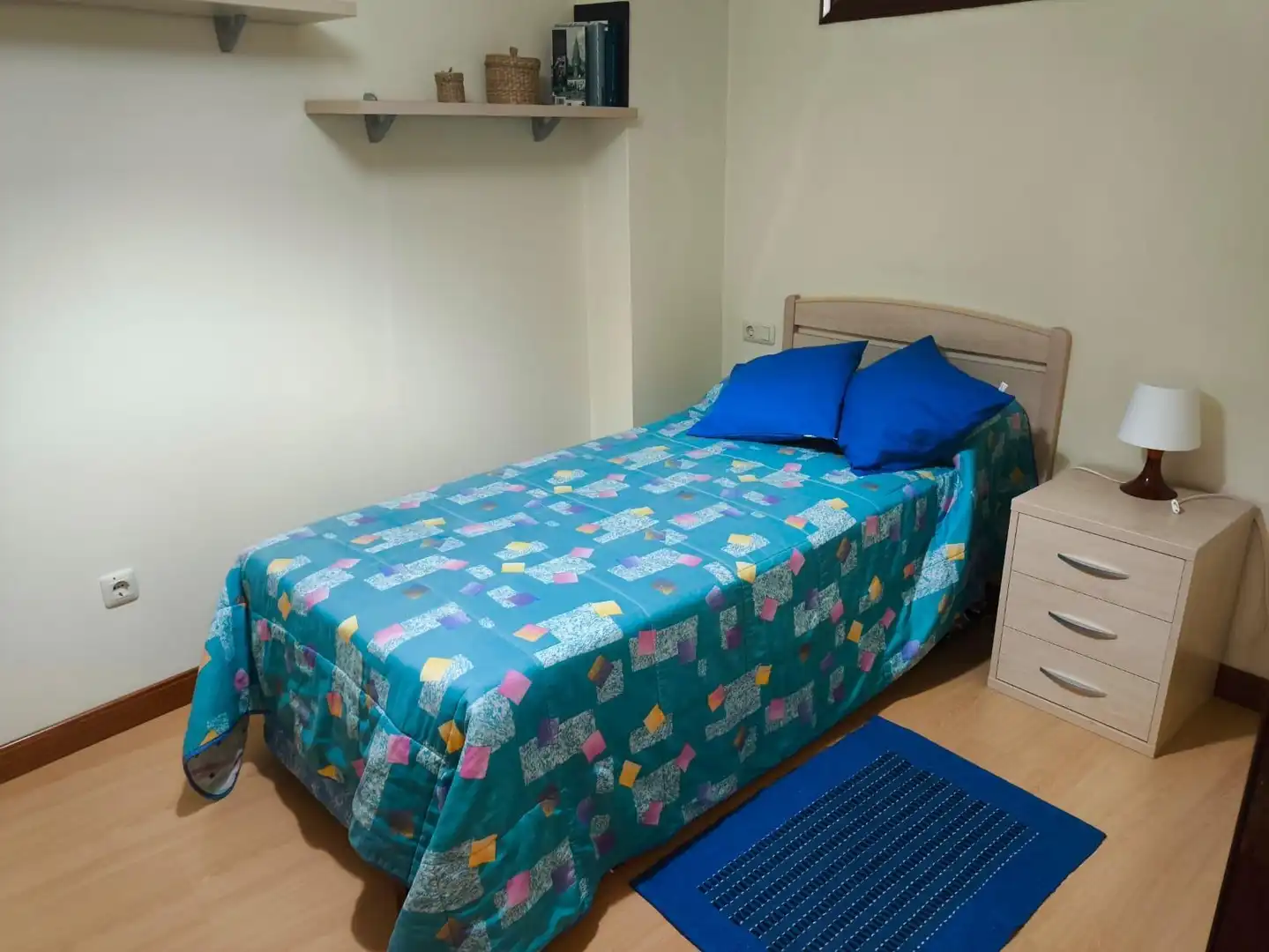 Bedroom of Flat for rent in Laxe  with Heating and Furnished