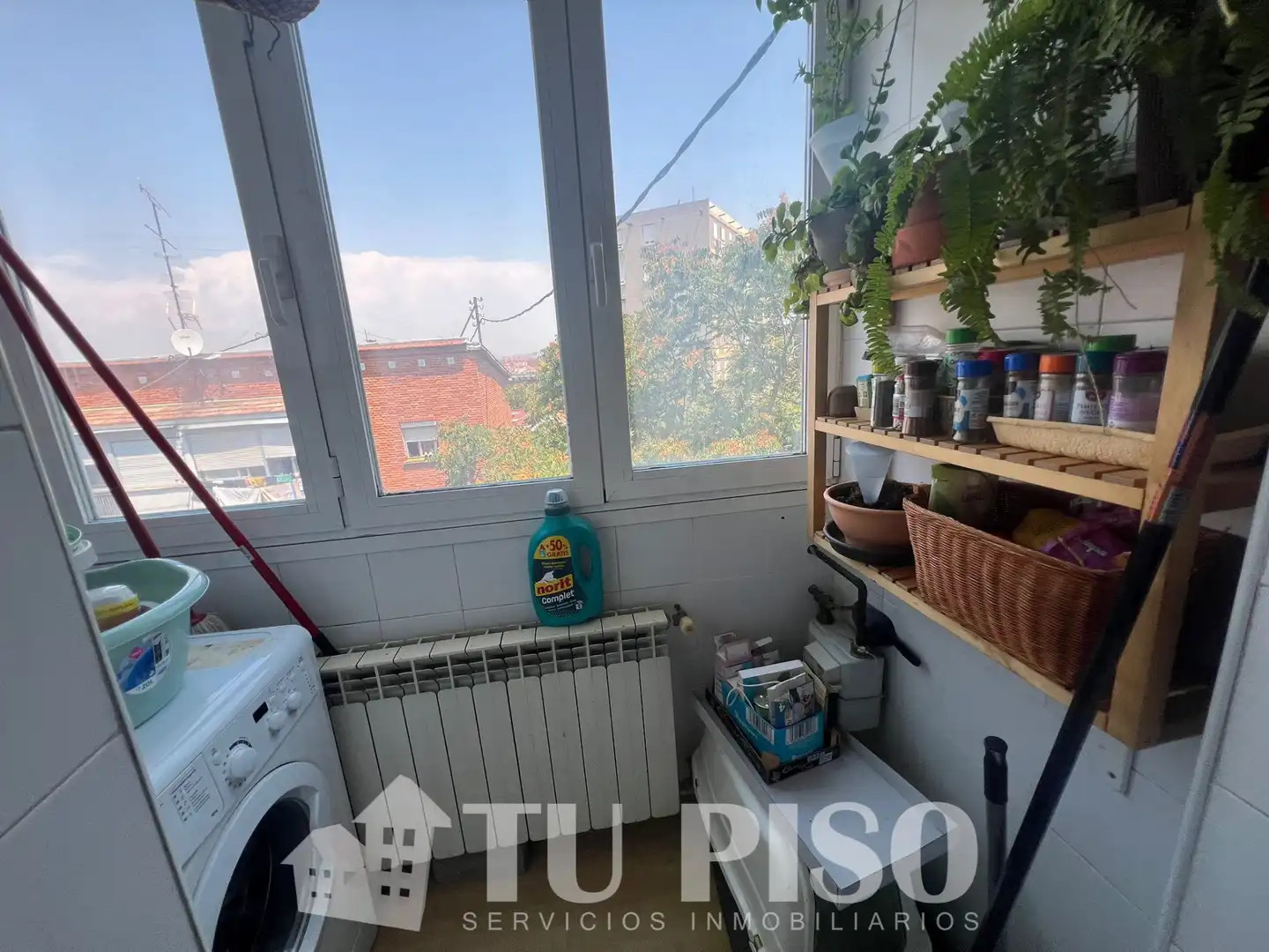 Habitación de Piso en venta en Madrid con Calefacción, Terraza y Amueblado