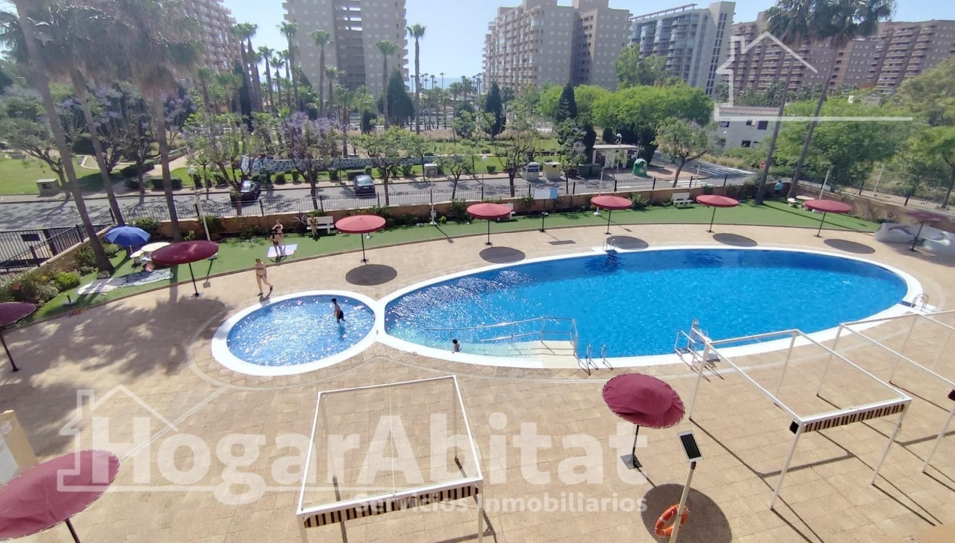 Swimming pool of Flat for sale in Oropesa del Mar / Orpesa  with Air Conditioner, Private garden and Terrace