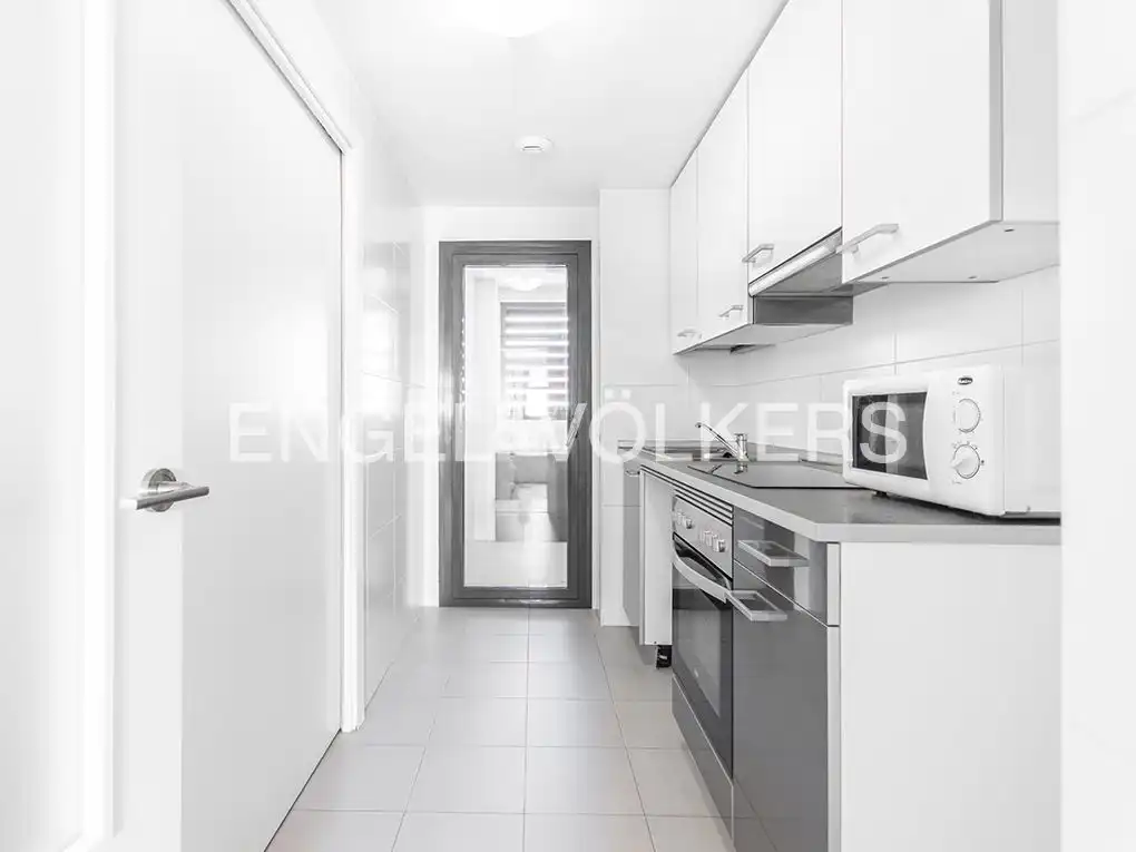 Küche von Wohnung zur Miete in Madrid mit Heizung, Parkett und Schwimmbad