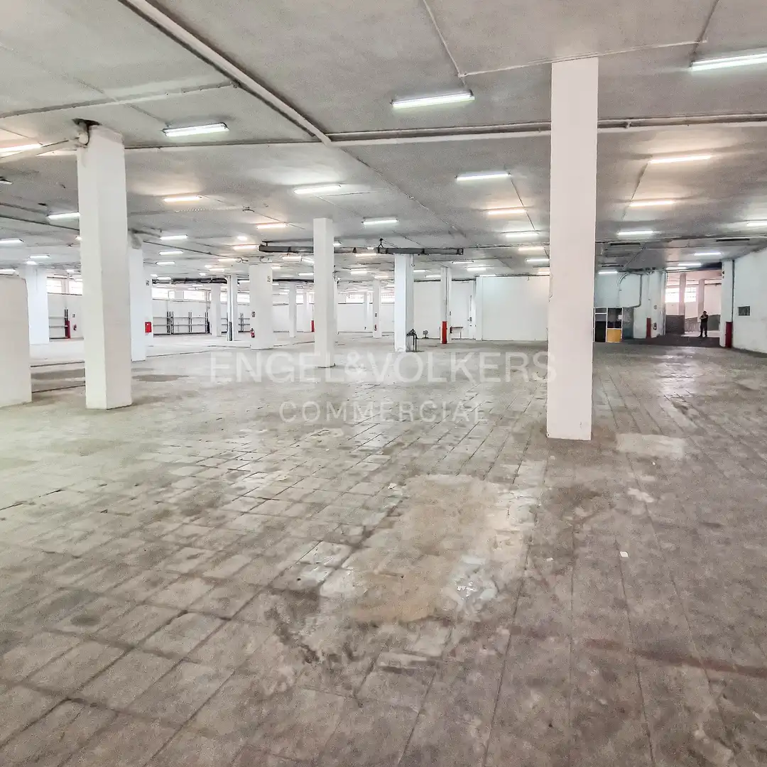 Nau industrial de lloguer en Sant Boi de Llobregat