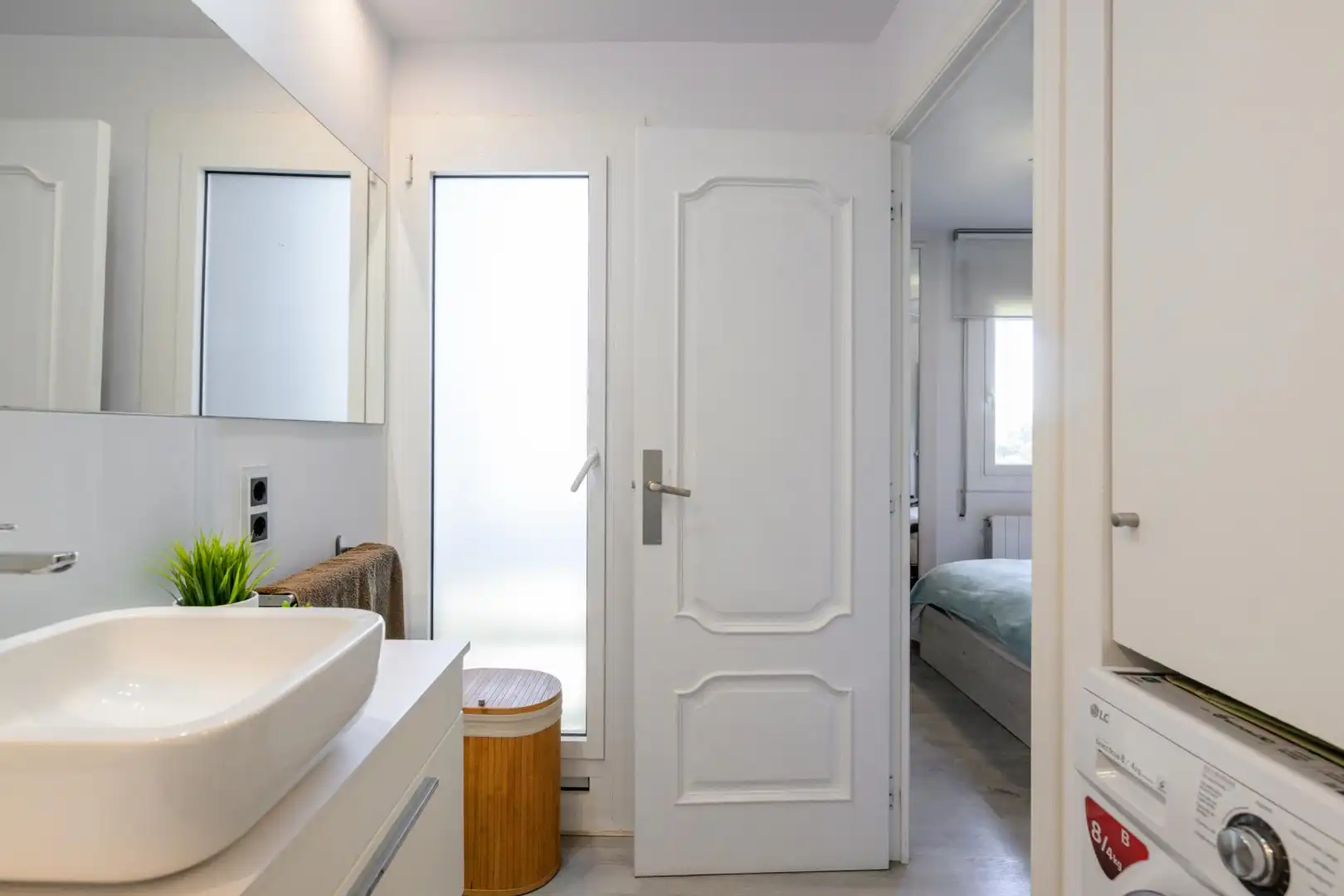 Baño de Piso en venta en Esplugues de Llobregat con Calefacción y Jardín privado