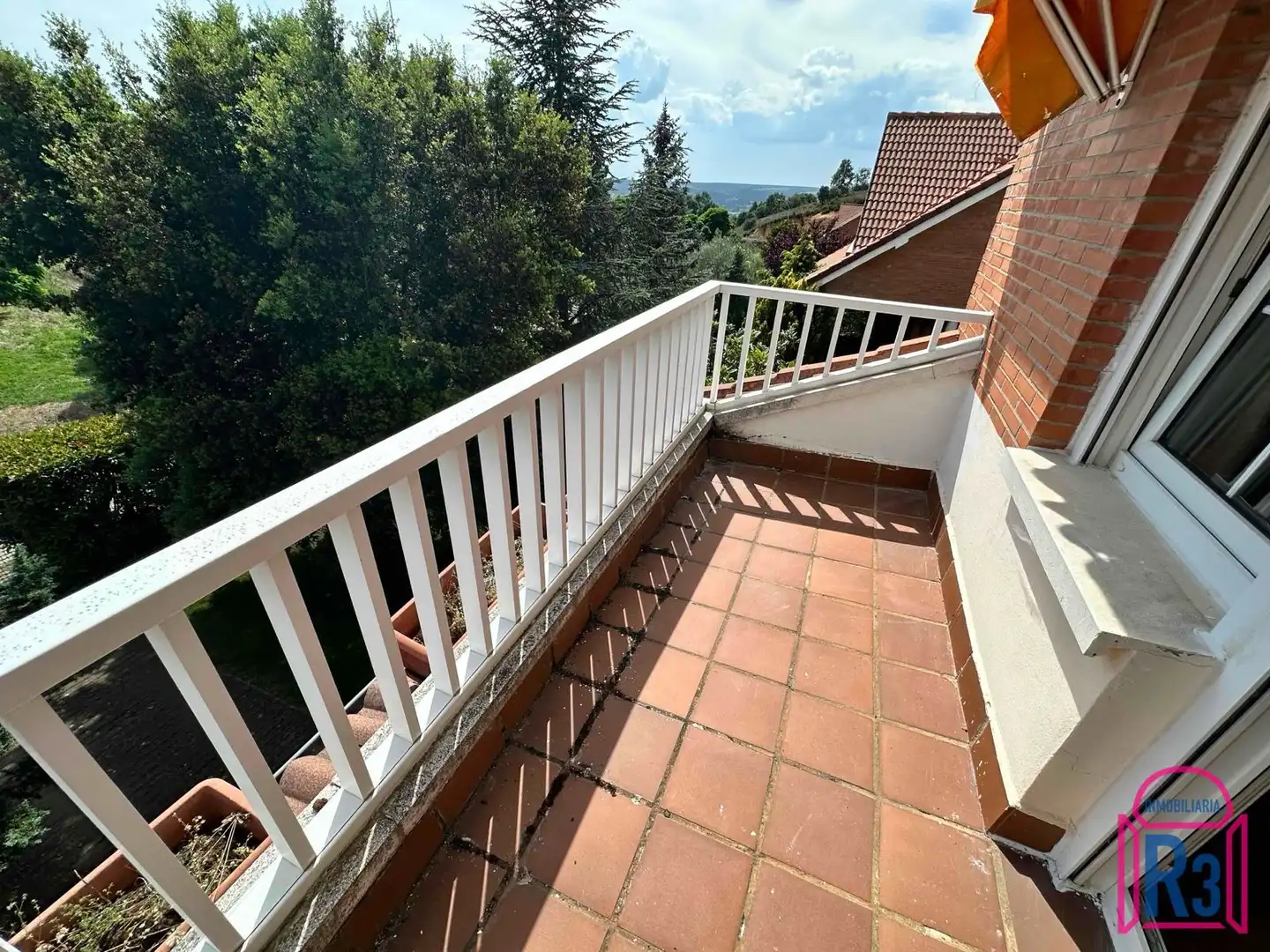 Terrassa de Casa o xalet en venda en Sariegos amb Calefacció i Moblat