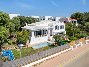 Villa con piscina in vendita a Punta Grossa