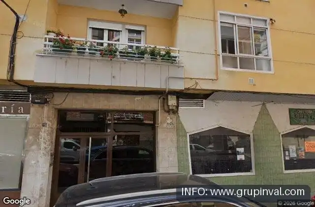 Vista exterior de Piso en venta en Flores de Sil - La Placa