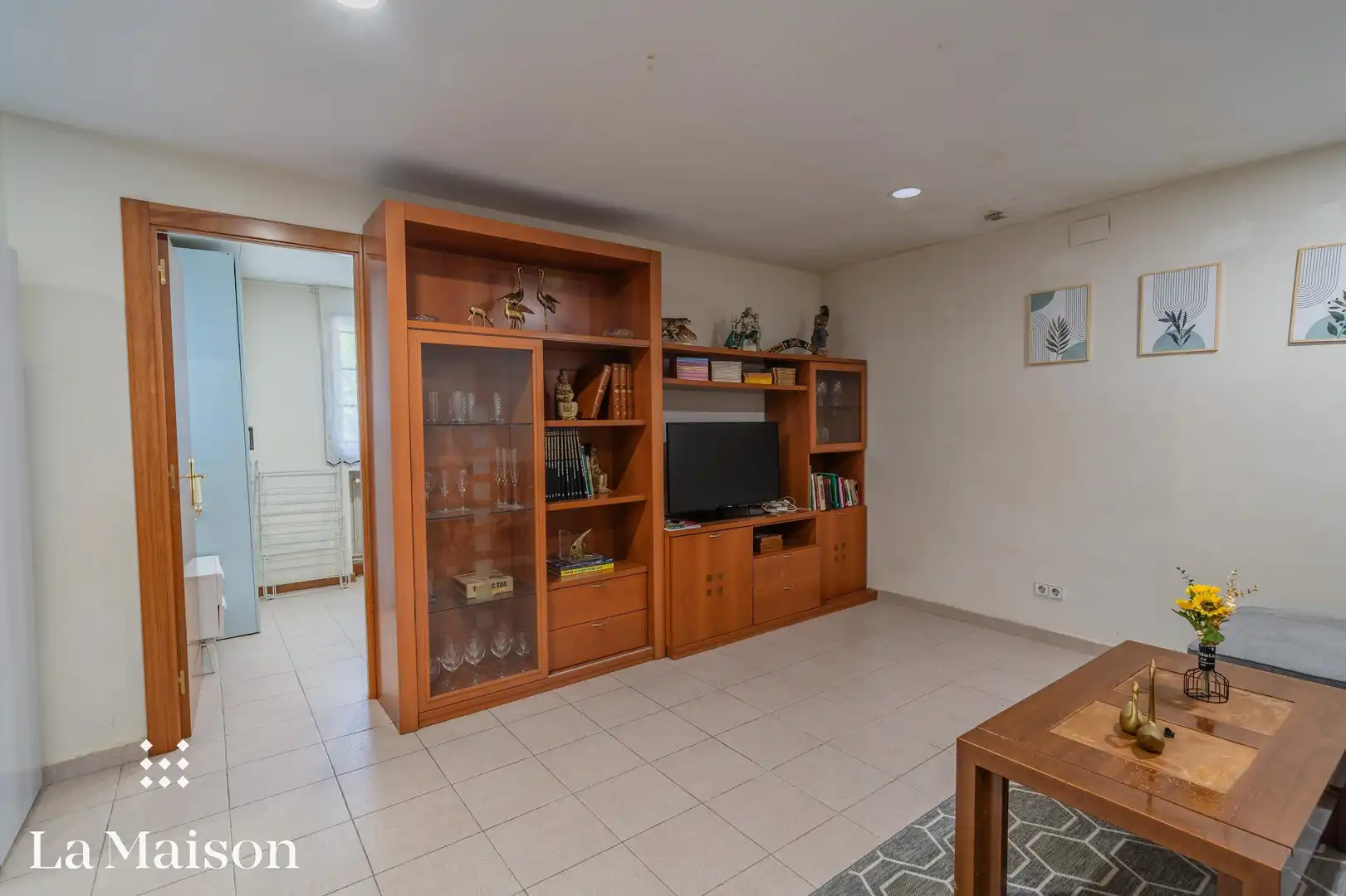 Sala d'estar de Casa o xalet en venda en La Roca del Vallès amb Calefacció, Jardí privat i Traster
