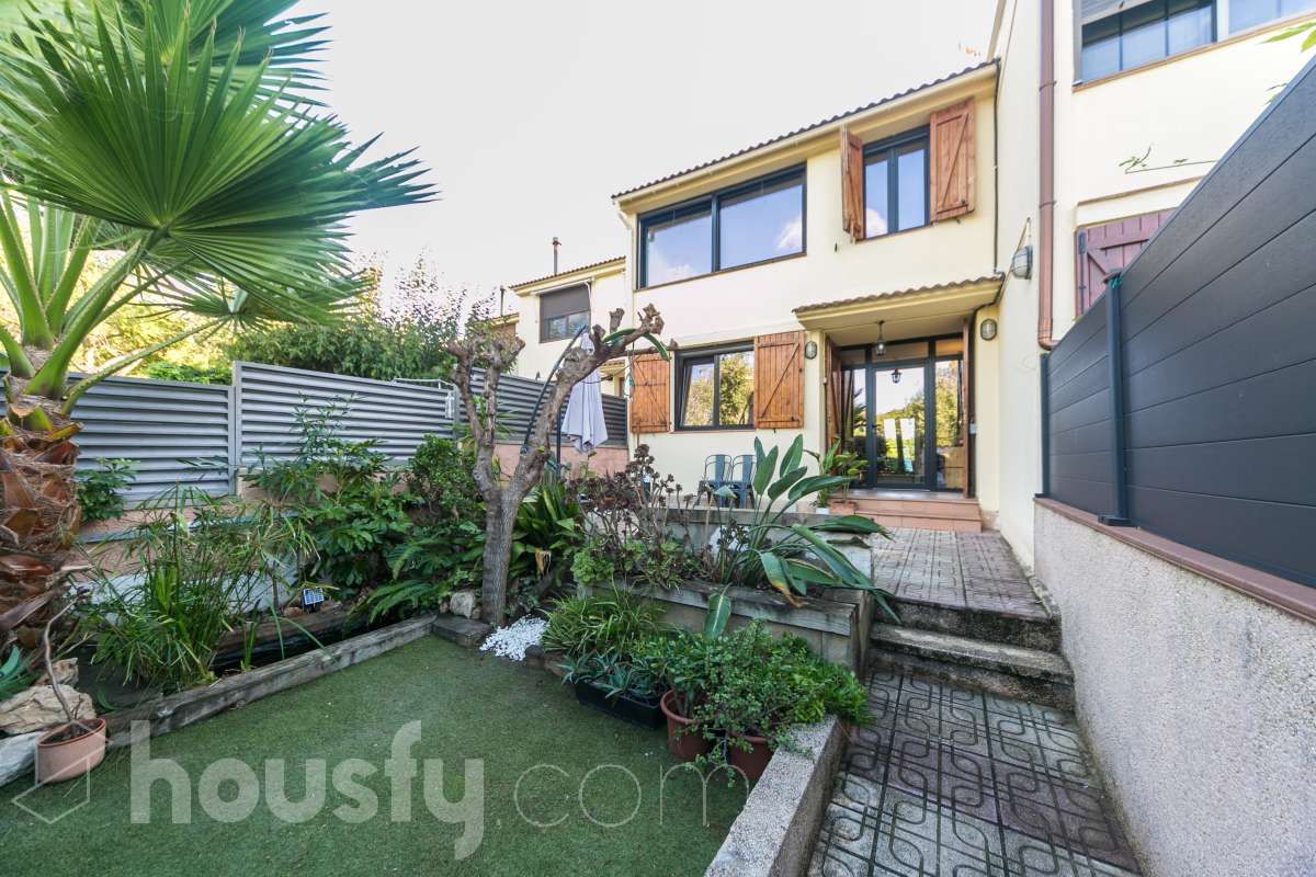 Jardín de Casa adosada en venta en  Tarragona Capital con Aire acondicionado, Calefacción y Jardín privado