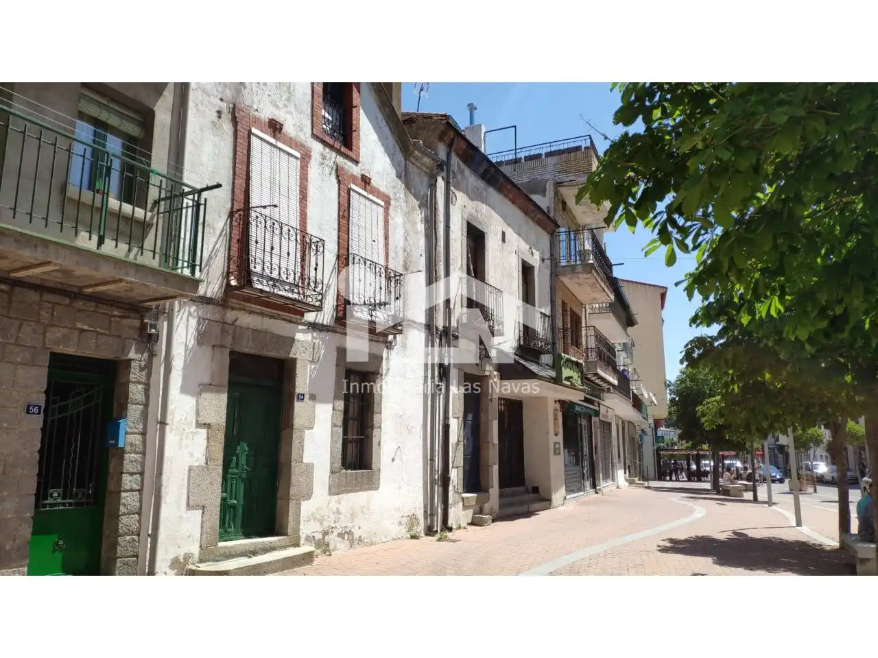 Exterior view of Houses for sale in Las Navas del Marqués   with Heating