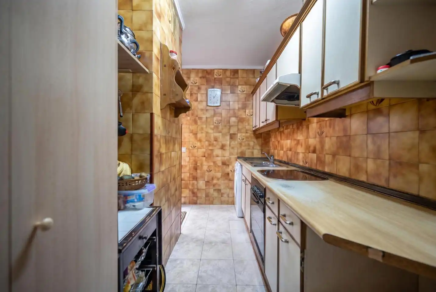 Kitchen of Ground floor for sale in Ávila