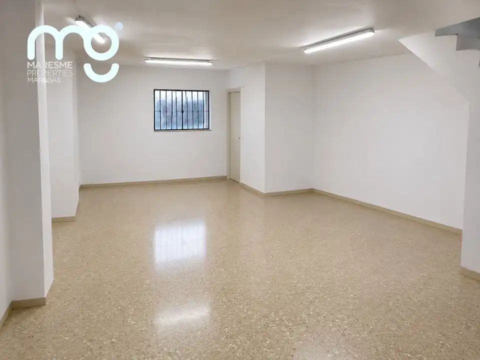 Business premises for transfer in Plaça de Josep Tarradellas, imagen 8