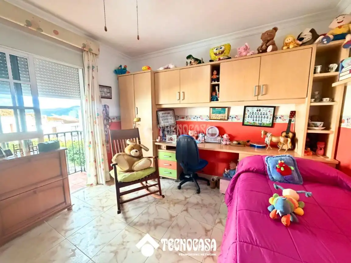 Habitación de Casa adosada en venta en Álora con Terraza y Balcón