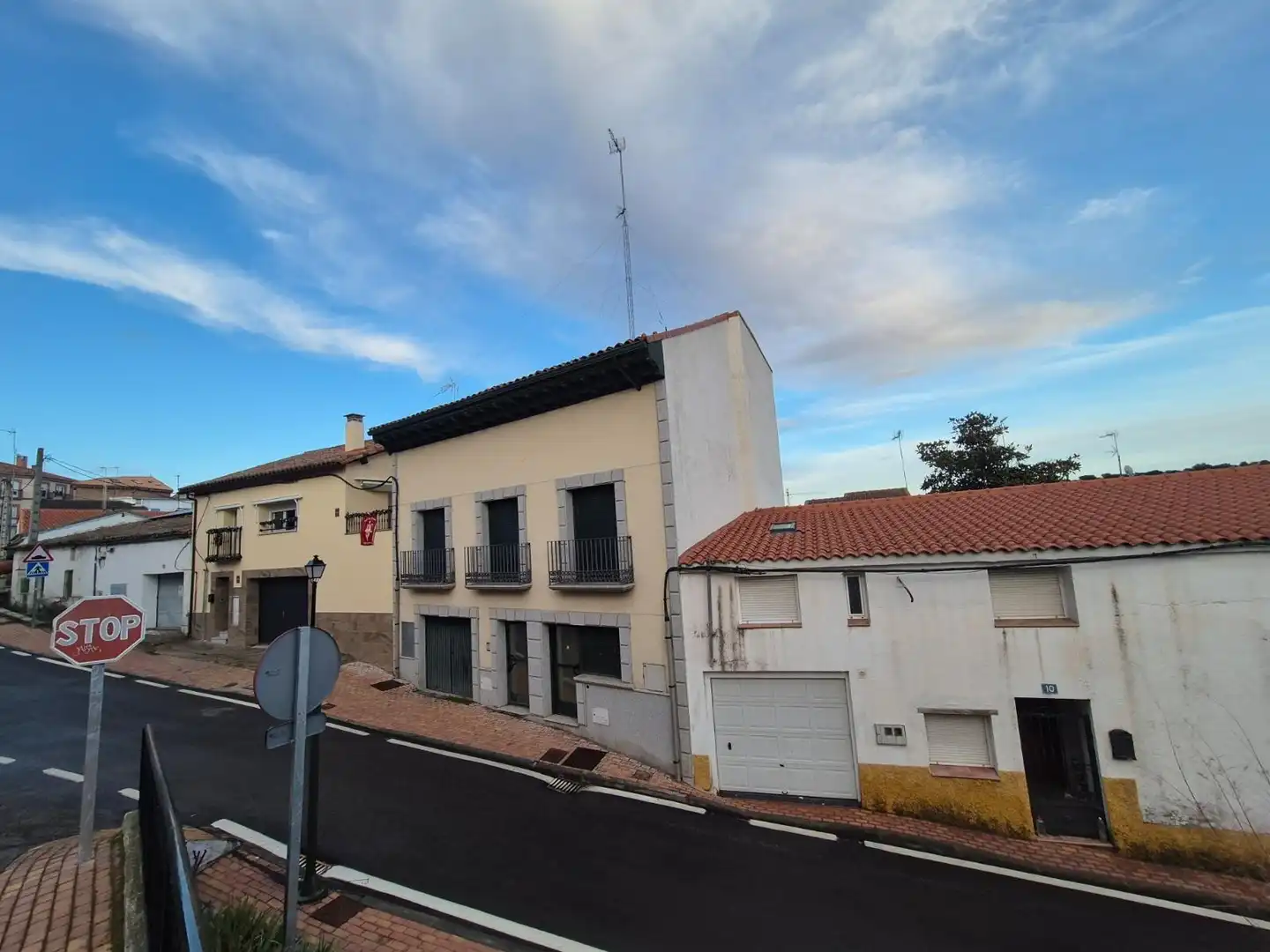 Dúplex en venda a JOSE DE LA MORENA, Villamantilla