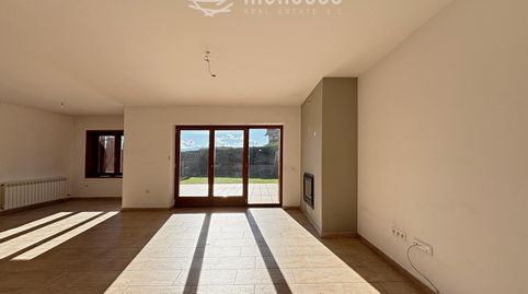 Foto 2 de Casa adosada en venta en Puigcerdà, Girona
