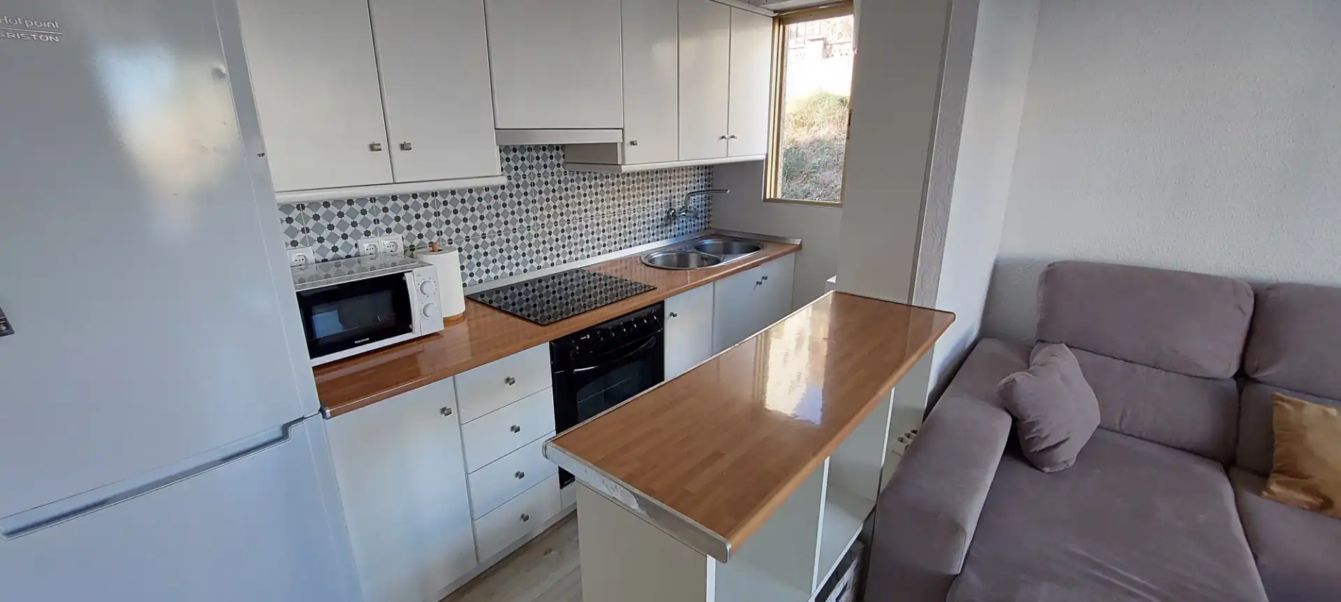 Cocina de Piso en venta en Santa Pola con Parquet, Terraza y Amueblado
