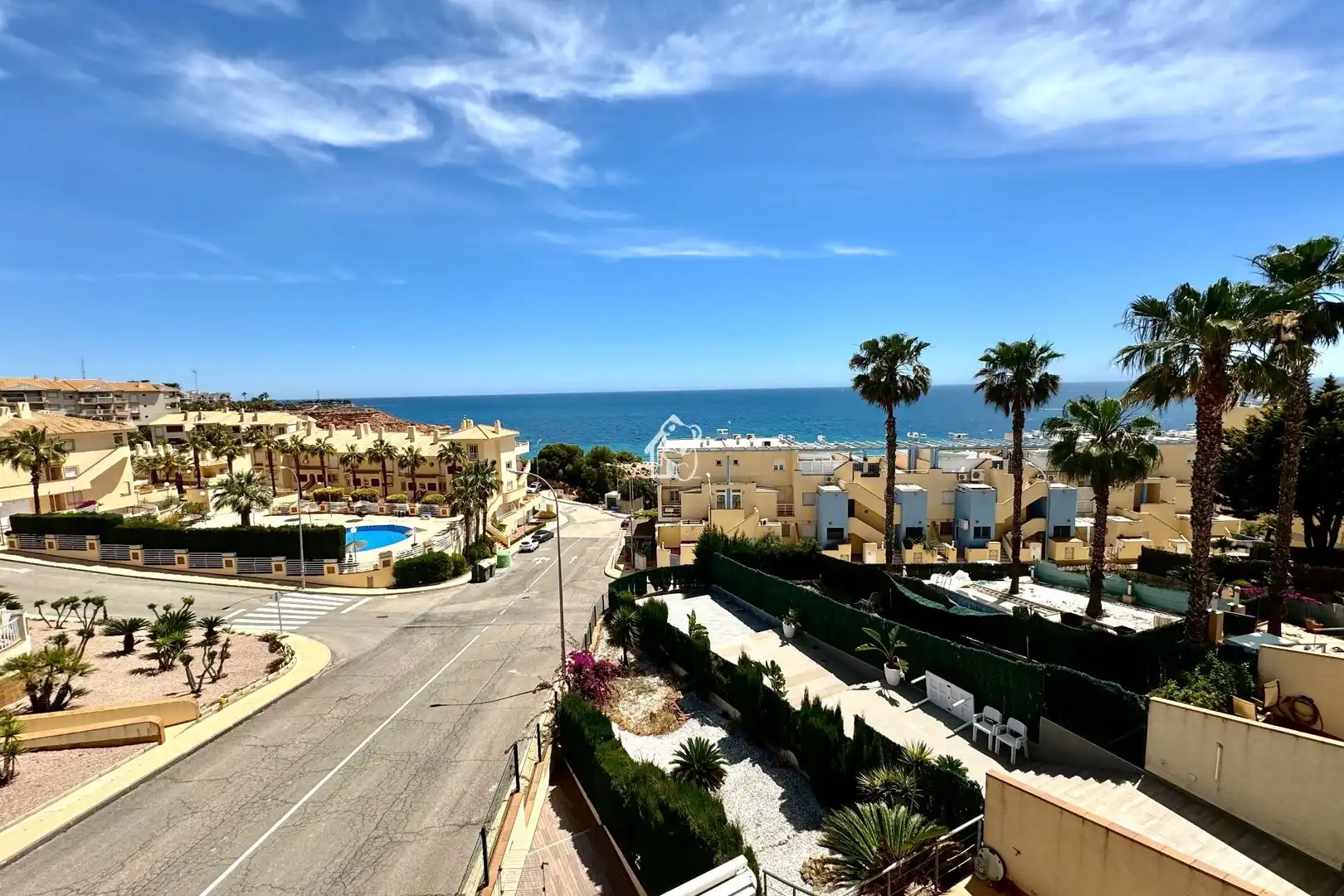 Vista exterior de Casa adosada de alquiler en Orihuela con Aire acondicionado, Terraza y Piscina
