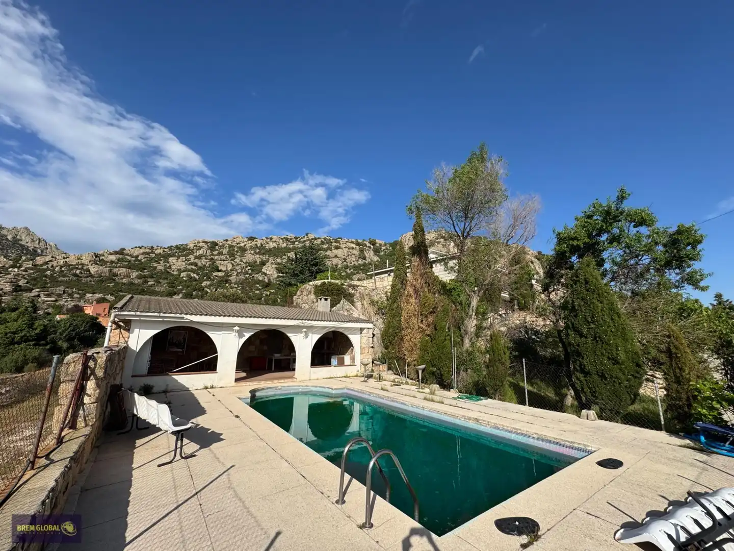 Piscina de Casa o xalet en venda en Valdemanco amb Jardí privat, Terrassa i Traster