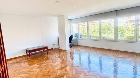 Foto 2 de Apartamento de alquiler en Cam. de las Torres, Parque Miraflores, Zaragoza Capital