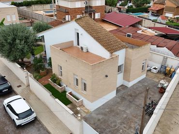 Chalet con piscina en venta en Pla dels Aljubs