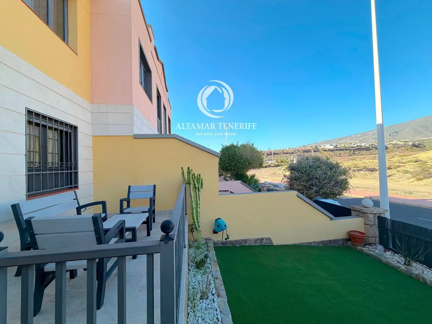 Einfamilien-Reihenhaus zur Miete in La Enramada, La Caleta