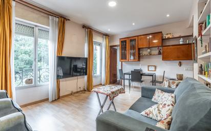 Living room of Flat for sale in  Madrid Capital