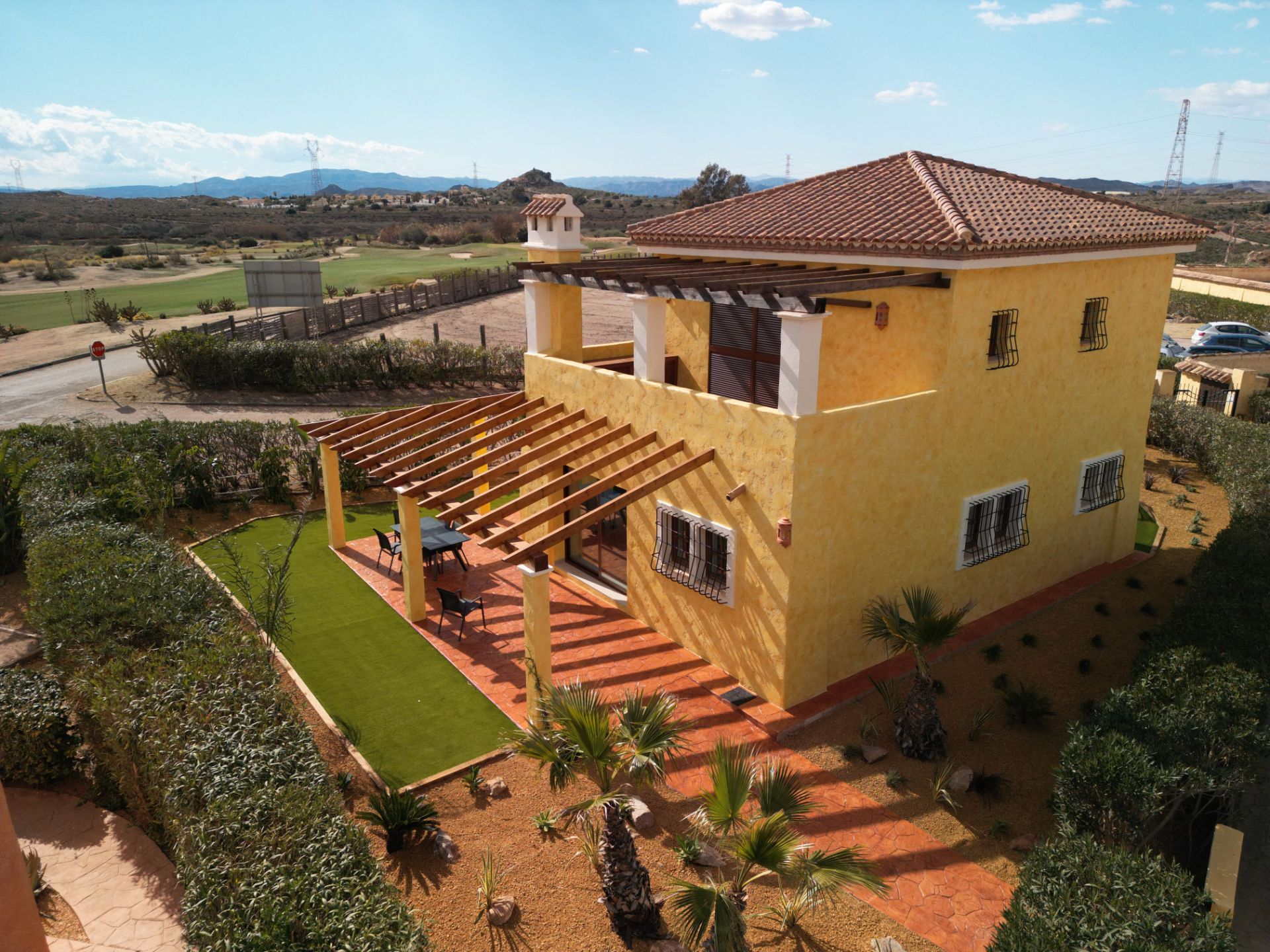 Vista exterior de Casa o xalet en venda en Cuevas del Almanzora amb Aire condicionat, Calefacció i Jardí privat