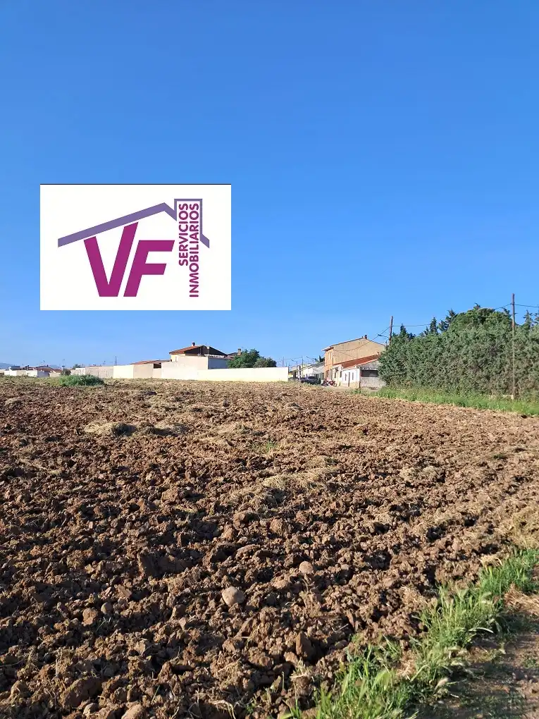 Terreny residencial en venda a Cazalegas