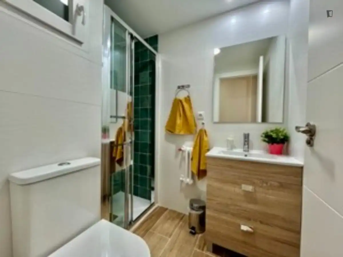 Habitación en Barrio del Ave