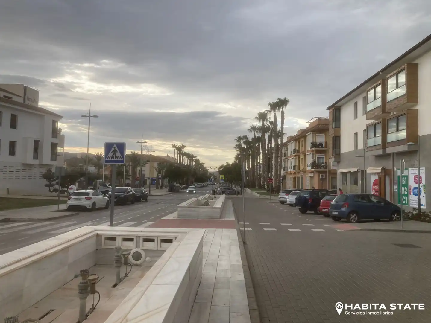 Business premises to rent in Calle Doctor Miguel Servet 19, imagen 2