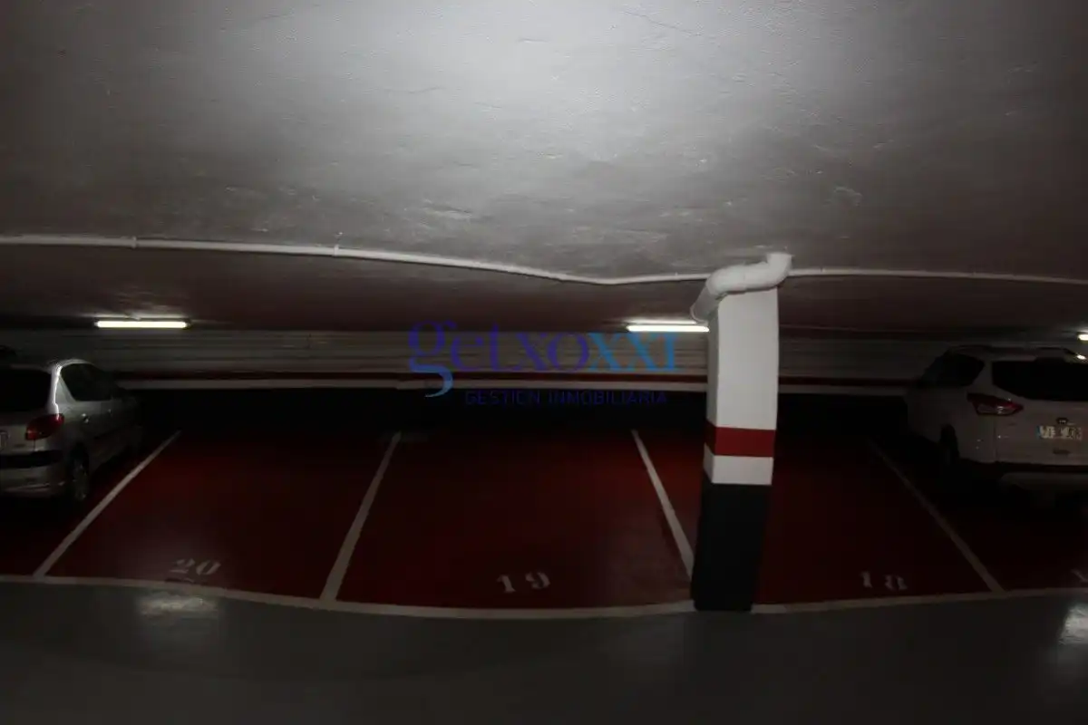 Parcheggio in vendita a Las Arenas, imagen 2