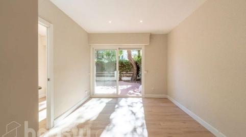 Foto 2 de Planta baixa en venda a Carrer de Ramon Muntaner, ., Ribes Roges, Barcelona