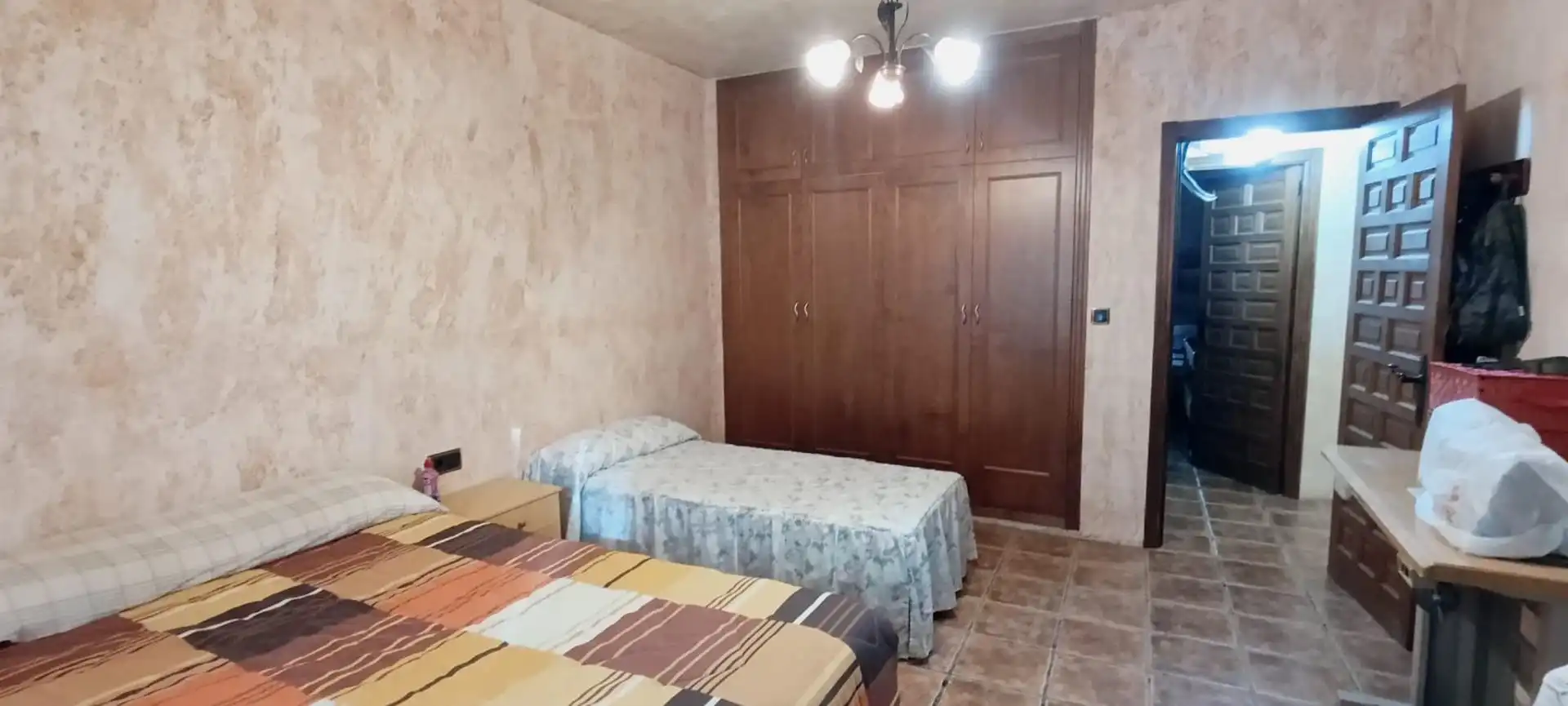 Schlafzimmer von Haus oder Chalet zum Verkauf in Hondón de las Nieves / El Fondó de les Neus mit Privatgarten, Terrasse und Abstellraum