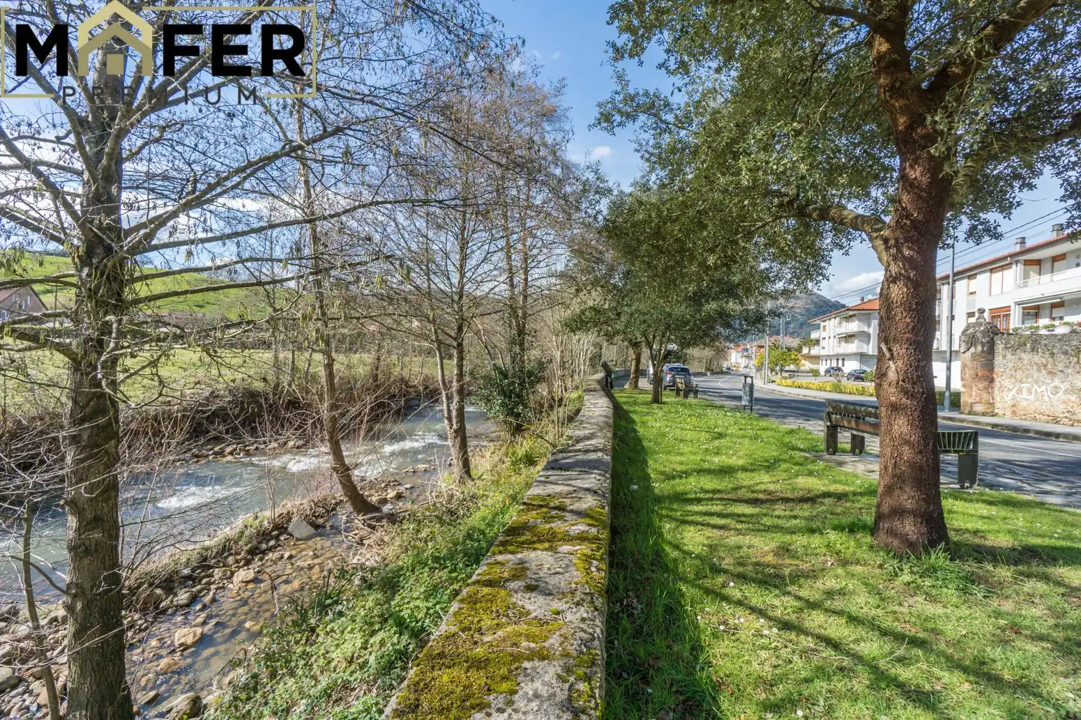 Außenansicht von Haus oder Chalet zum Verkauf in Ampuero mit Heizung, Privatgarten und Parkett