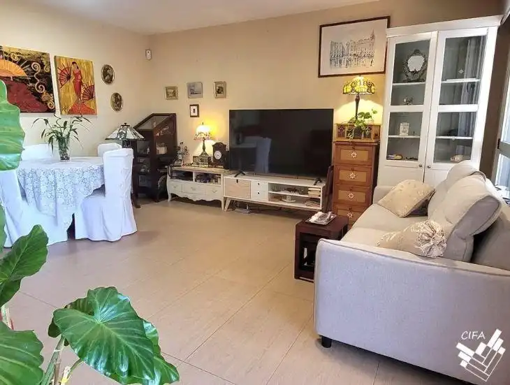Wohnzimmer von Wohnungen zum Verkauf in Casco Urbano