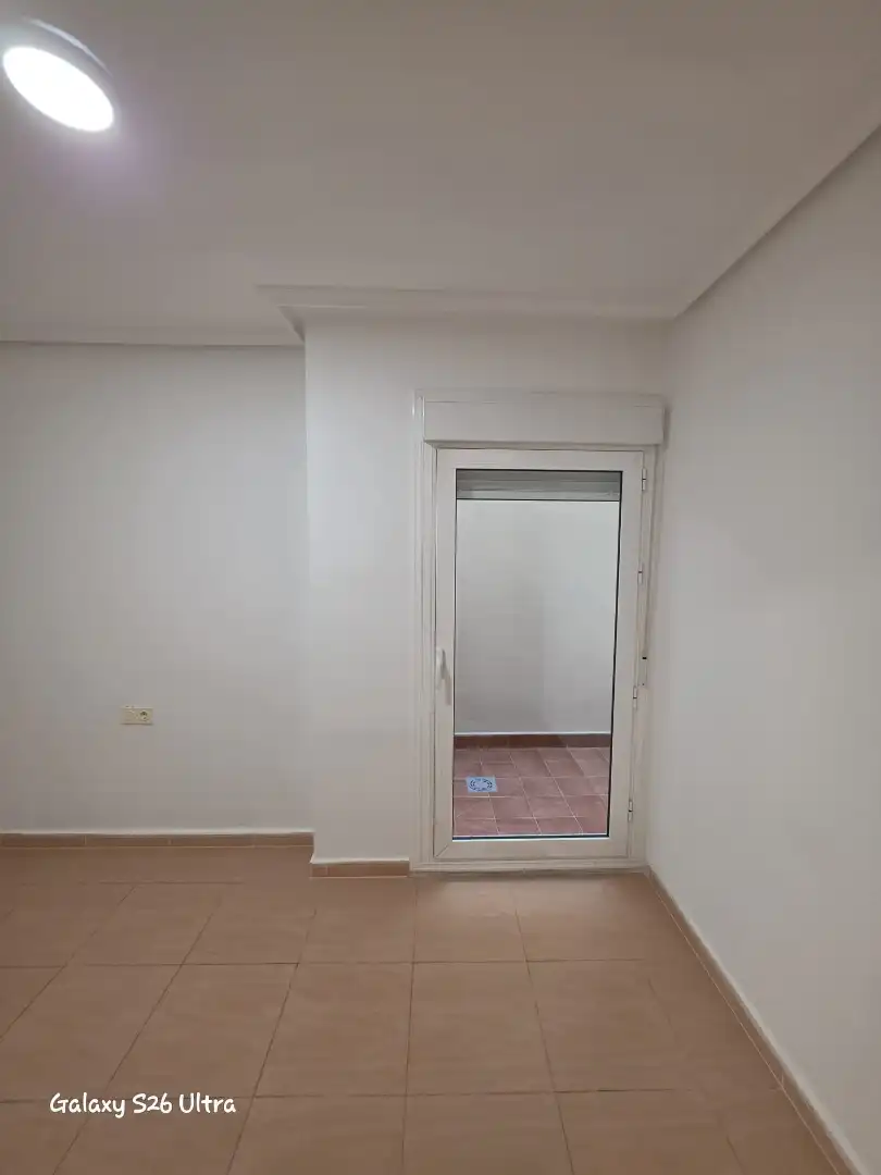 Wohnung zur Miete in Almoradí mit Möbliert, Ofen und Waschmaschine