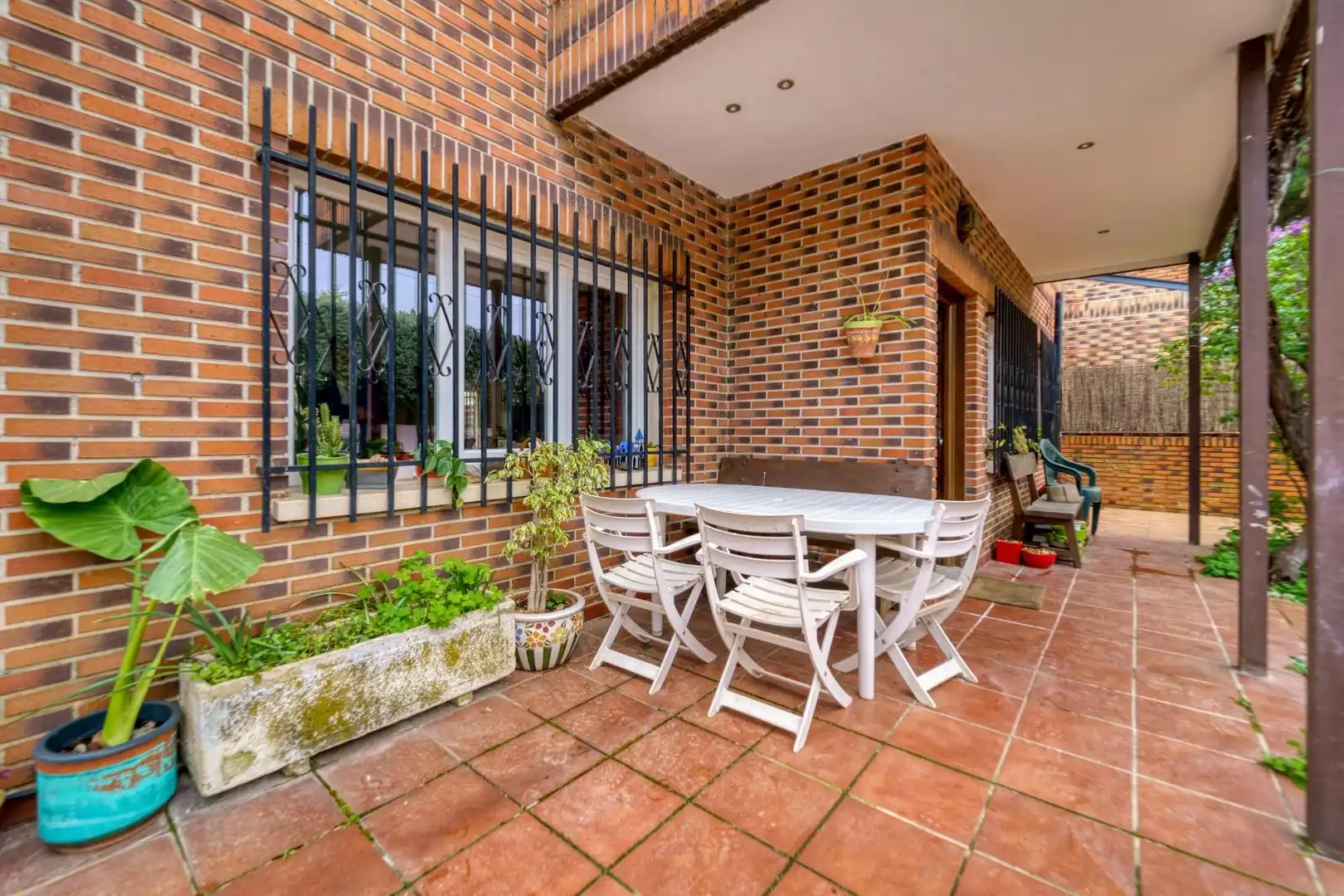 Terraza de Casa adosada en venta en Madrid con Calefacción y Jardín privado