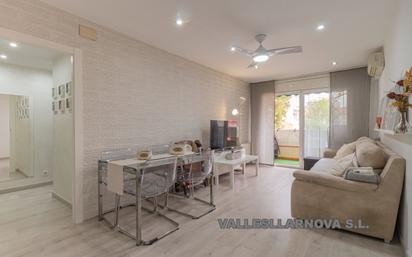 Dining room of Flat for sale in Mollet del Vallès  with Air Conditioner and Balcony