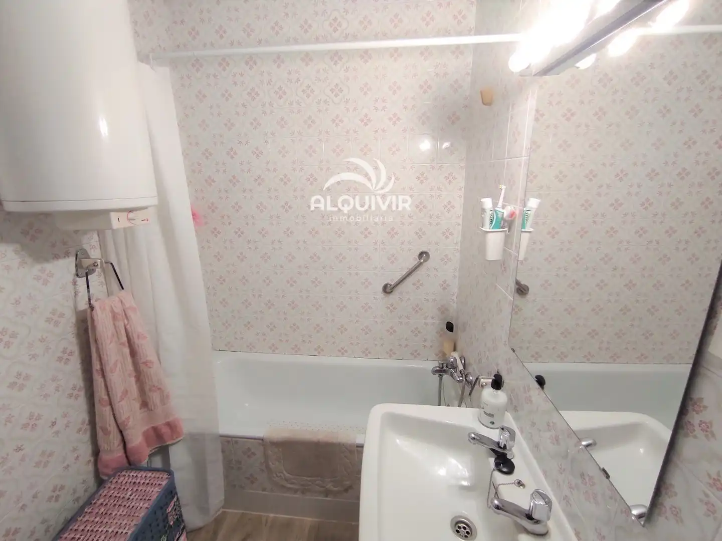 Bathroom of Flat for rent in Almonte  with Air Conditioner, Terrace and Furnished