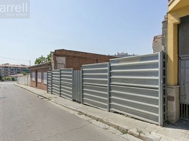 Terrenys i solars en venda a carrer BRUC 
 MOLLET DEL VALLES (BARCELONA)
