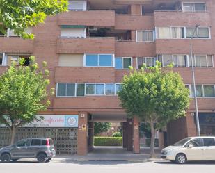 Exterior view of Flat for sale in  Huesca Capital  with Balcony